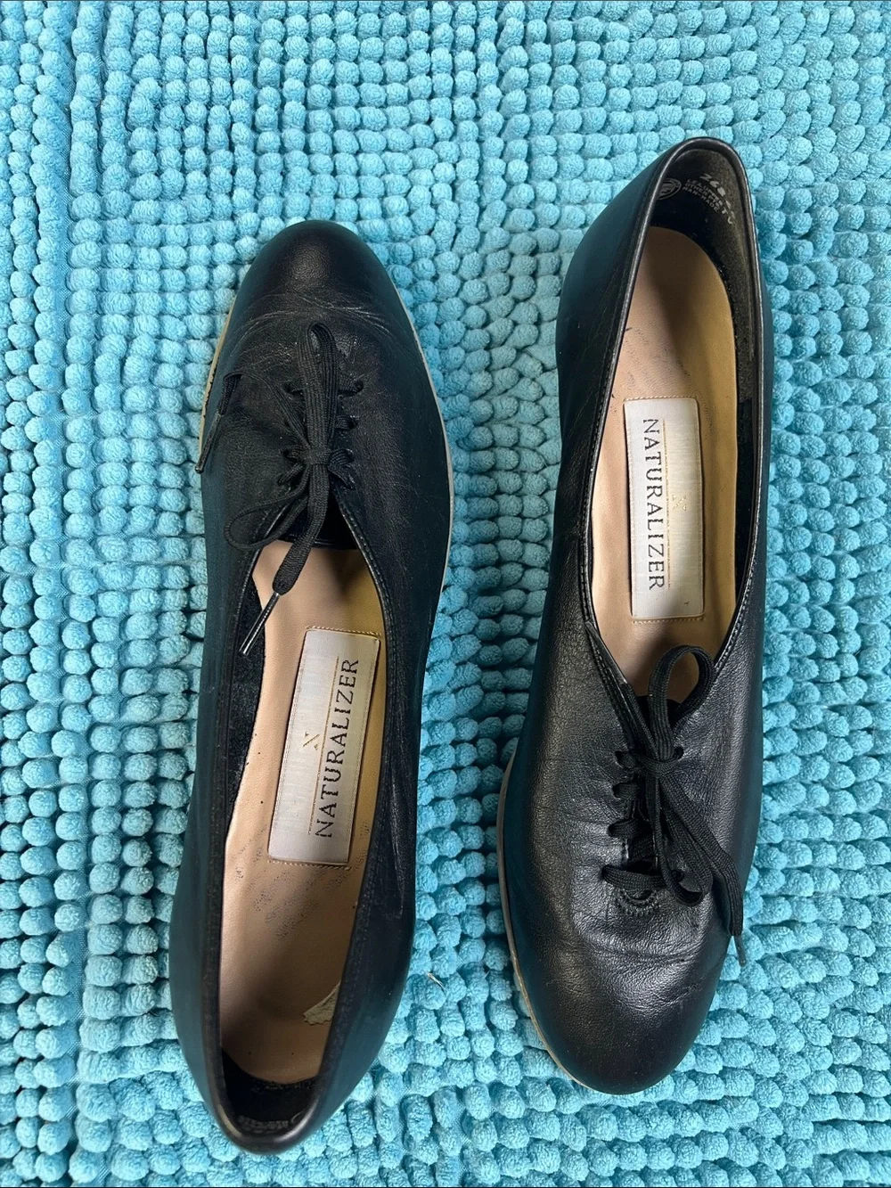 Naturalizer Women's Black Leather Lace-Up Flats
